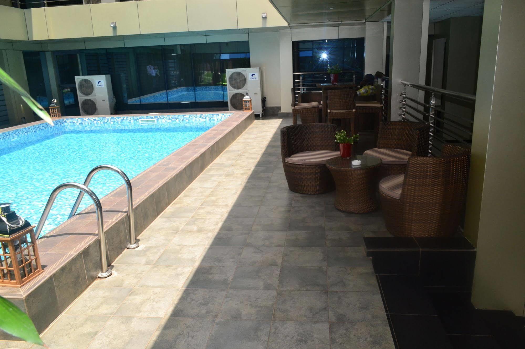 Hotel La Falaise Yaounde Luaran gambar