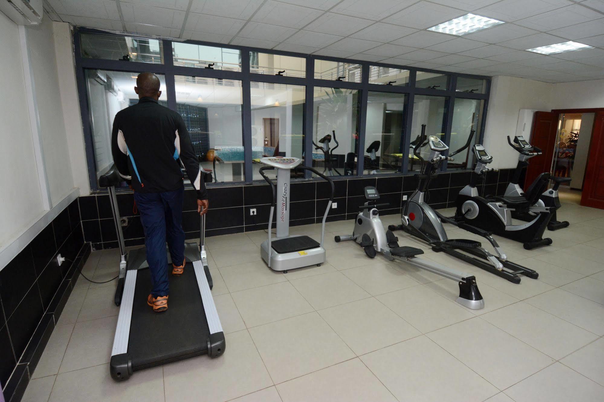 Hotel La Falaise Yaounde Luaran gambar