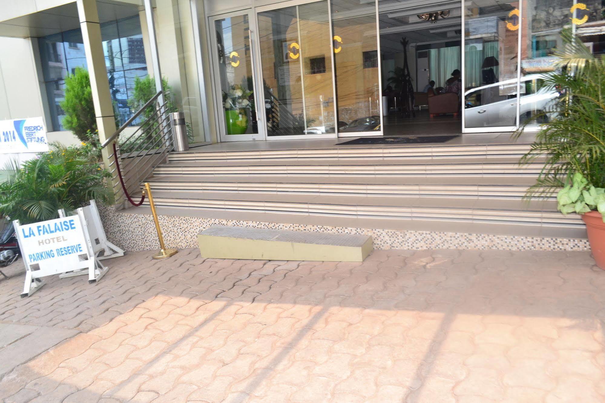 Hotel La Falaise Yaounde Luaran gambar